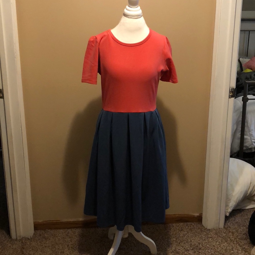 XL nwot Lularoe Amelia